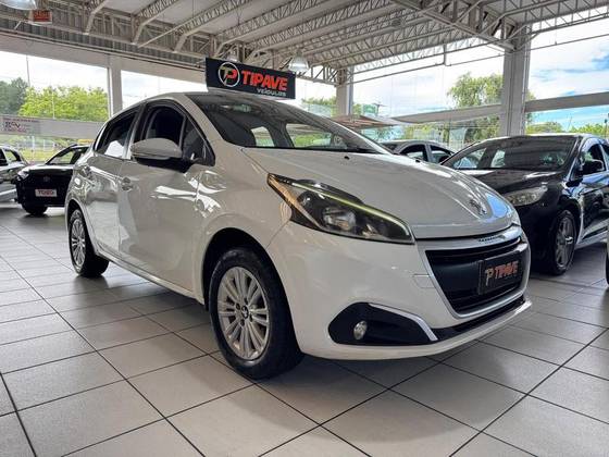 PEUGEOT 208 1.2 ALLURE 12V FLEX 4P MANUAL